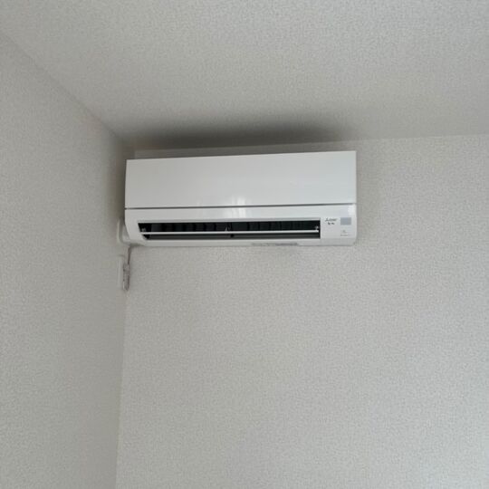 76F9ADE0-3C7D-4416-88EA-FD8681816718