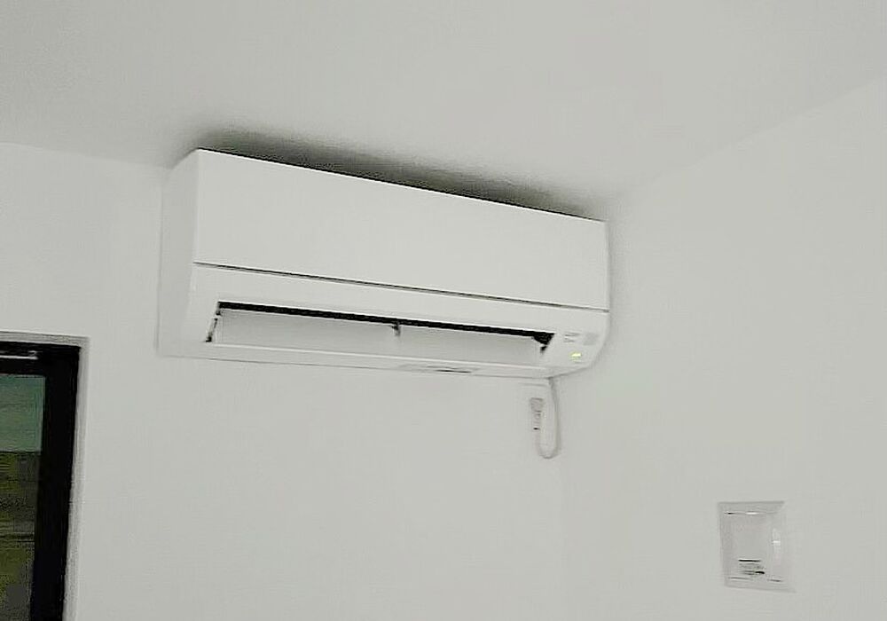 EC30CEFD-BCC9-4291-94D3-07D0E1E2203A