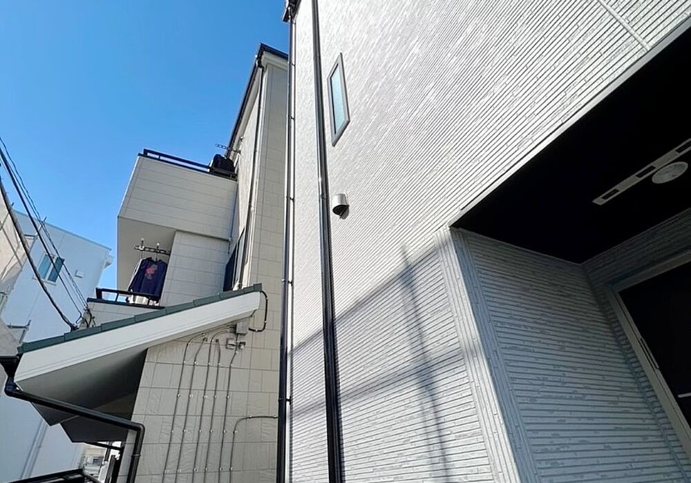 E1DB6FC1-8EAE-4C9F-A06F-7F96E68B5C5D